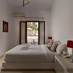 Anamnesis Fira (Santorini)