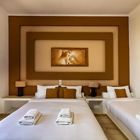 Anamnesis Aparthotel Firá