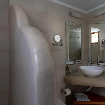 شقة فندقية أنامنيسيس سيتي سبا الفندقية 4*