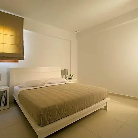 Anamnesis 4* Fira (Santorini)