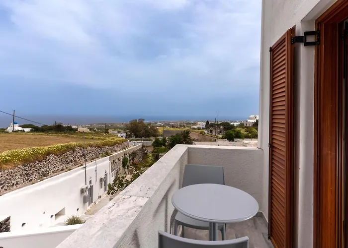 Anamnesis Aparthotel Fira (Santorini)