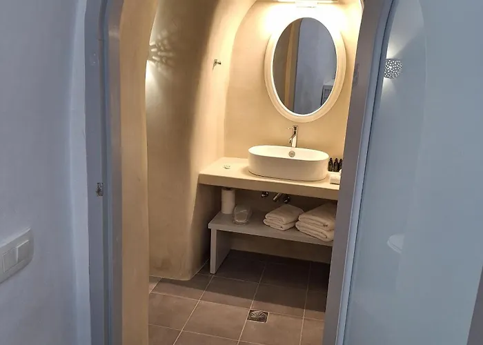 Anamnesis 4* Fira (Santorini)