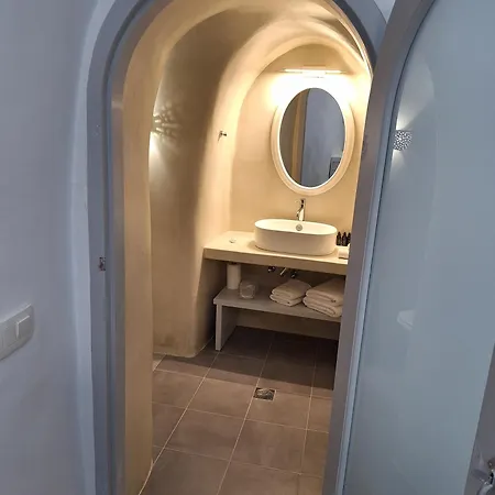Anamnesis 3* Fira (Santorini)