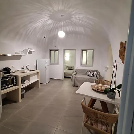 Anamnesis 3* Fira (Santorini)