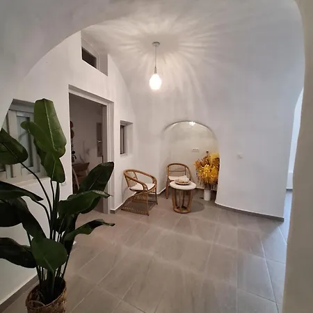 Anamnesis 3* Fira (Santorini)